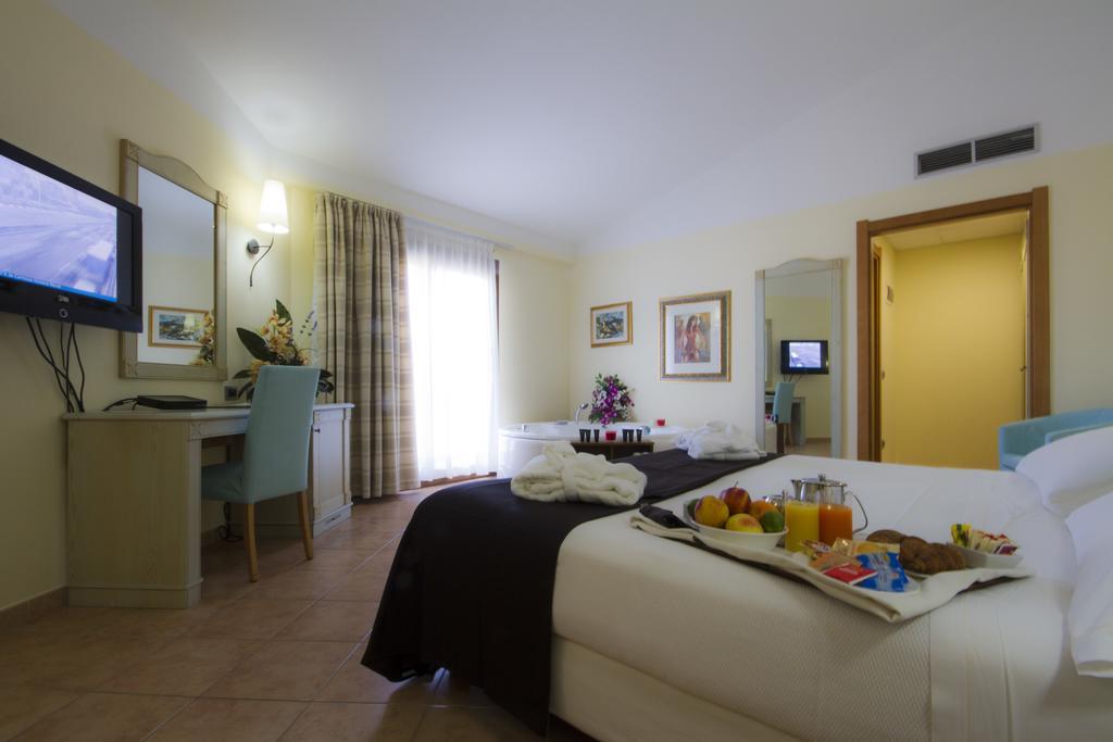 Hotel Brancamaria 4*